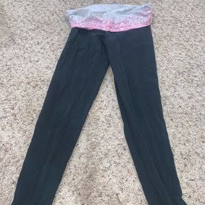 yoga pants